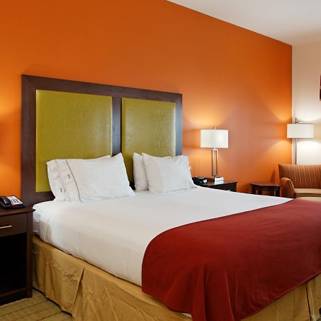 Holiday Inn Express Florence Northeast By Ihg Habitación foto